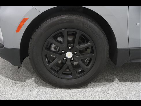 Certified 2024 Chevrolet Equinox LT FWD image 22