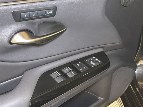 Used 2022 Lexus ES 350 w/ Premium Package FWD image 17