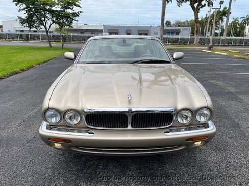Used 2000 Jaguar XJ8 RWD image 13