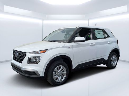 New 2026 Hyundai Venue SE image 7