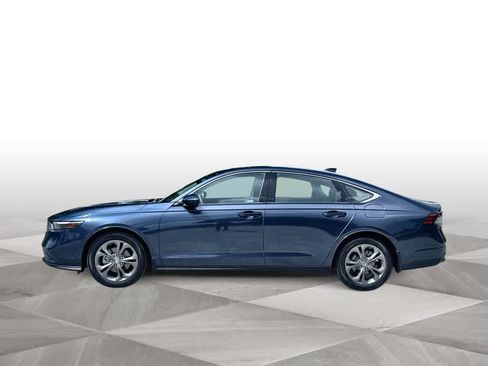Used 2023 Honda Accord EX image 5