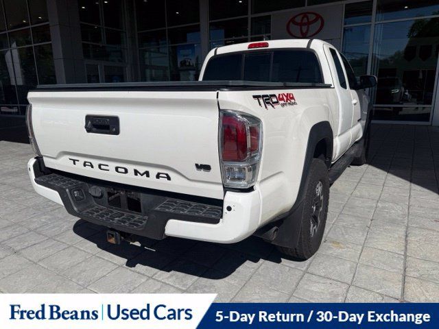 Used 2020 Toyota Tacoma TRD Off-Road w/ TRD Premium Off Road Package AWD/4WD image 7