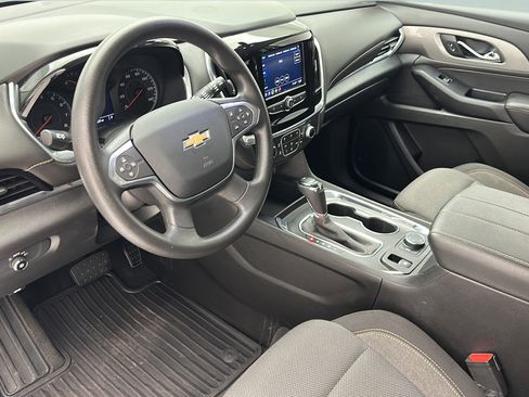 Used 2020 Chevrolet Traverse LS AWD/4WD image 12