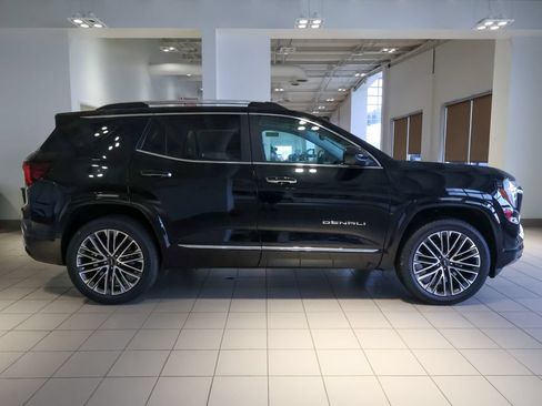 New 2027 GMC Terrain Denali w/ LPO, Floor Liner Package AWD/4WD image 2