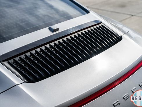 Used 2017 Porsche 911 Carrera 4S image 13