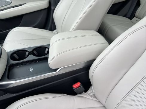 Used 2025 Acura RDX SH-AWD w/ Technology Package image 19