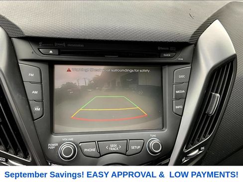Used 2016 Hyundai Veloster Turbo FWD image 9