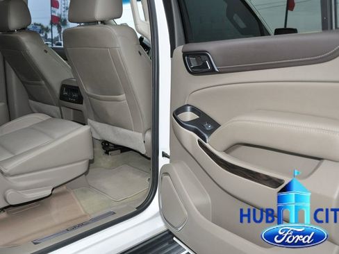 Used 2018 GMC Yukon XL SLT w/ Open Road Package image 15