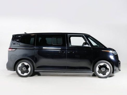 Used 2025 Volkswagen ID. Buzz Pro S Plus AWD/4WD image 29