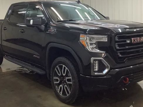 Used 2020 GMC Sierra 1500 AT4 w/ AT4 Premium Package AWD/4WD image 1