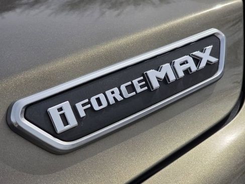 Used 2024 Toyota Tacoma Limited image 8