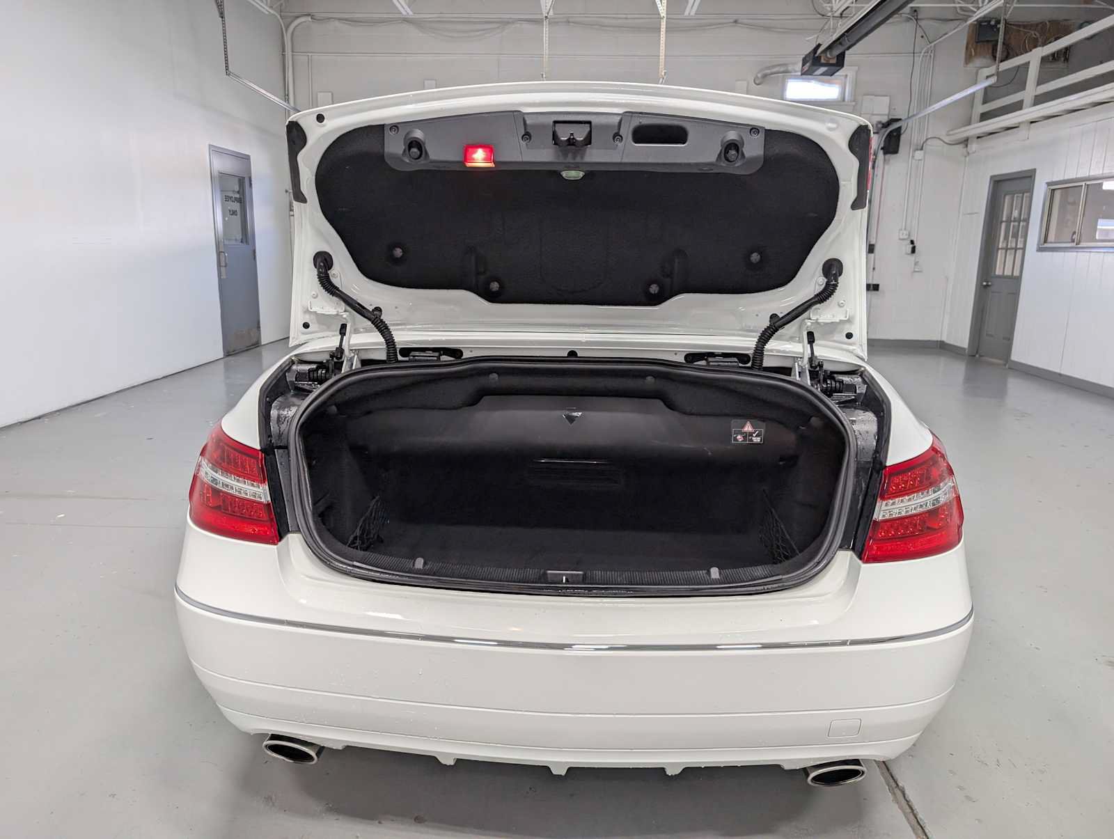 Used 2013 Mercedes-Benz E 350 Cabriolet image 40