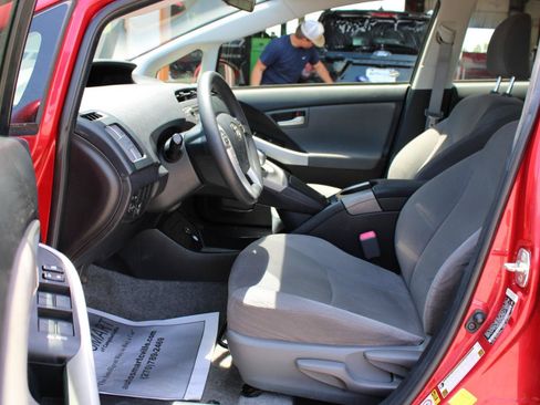 Used 2013 Toyota Prius Three FWD image 17