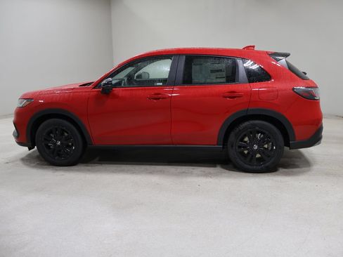 New 2027 Honda HR-V Sport image 4