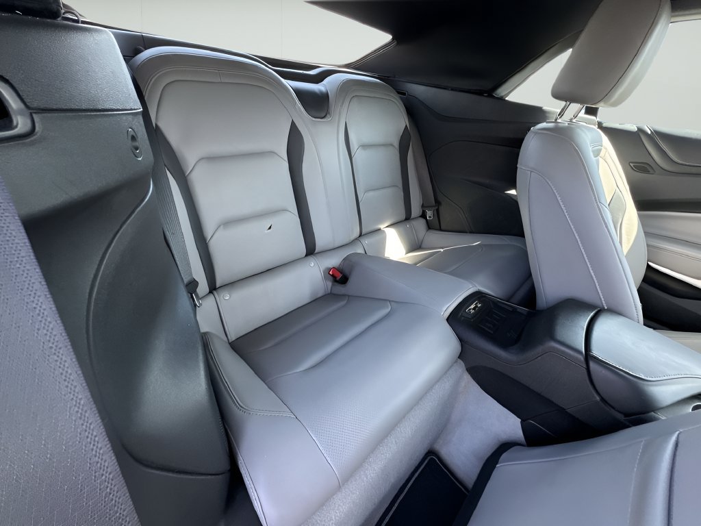 Used 2018 Chevrolet Camaro LT RWD image 28
