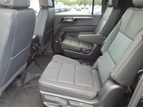 New 2026 Chevrolet Suburban RST w/ Comfort Package image 8