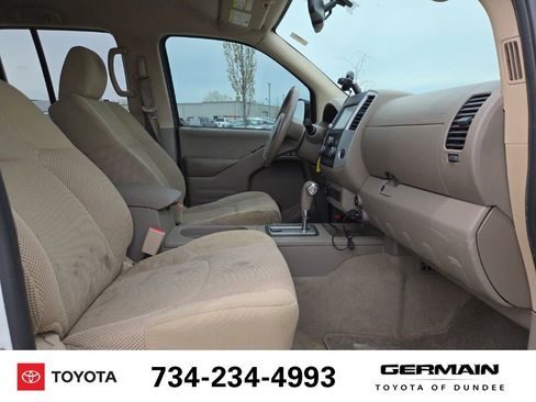 Used 2019 Nissan Frontier SV w/ Value Truck Package AWD/4WD image 15