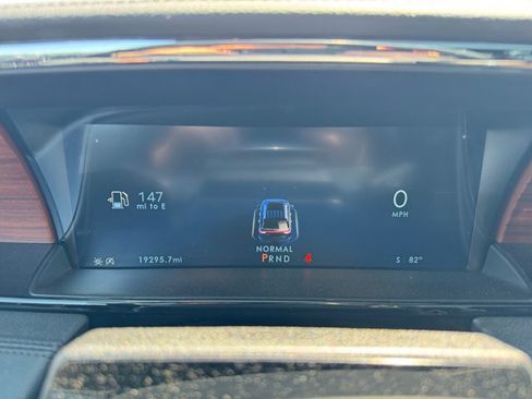 Certified 2023 Lincoln Navigator Reserve AWD/4WD image 31