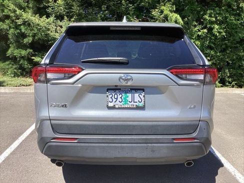 Certified 2023 Toyota RAV4 LE FWD image 17