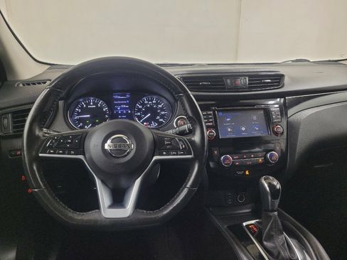 Used 2017 Nissan Rogue Sport SL w/ SL Premium Package AWD/4WD image 22