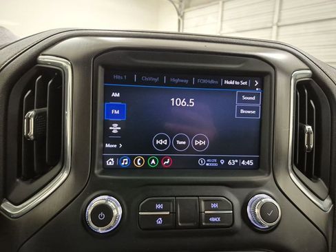 Used 2023 GMC Sierra 2500 AT4 w/ AT4 Preferred Package image 13