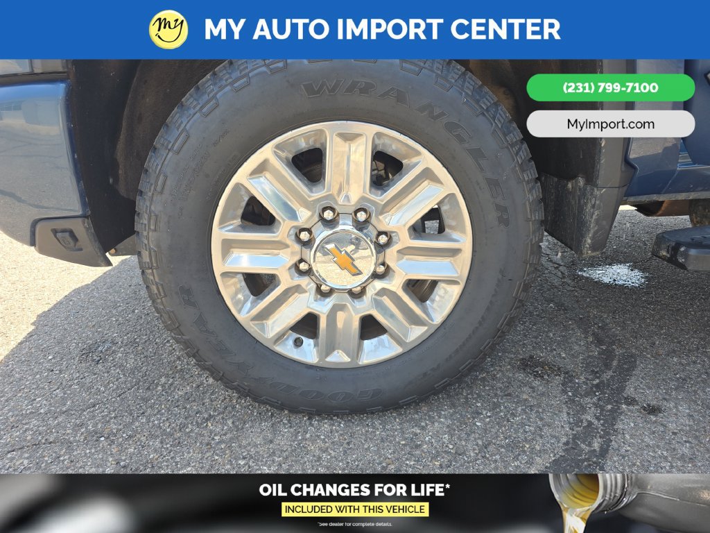 Used 2024 Chevrolet Silverado 3500 High Country w/ Technology Package AWD/4WD image 28