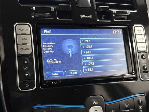 Used 2013 Nissan Leaf SV w/ LED & Quick Charge Pkg image 18