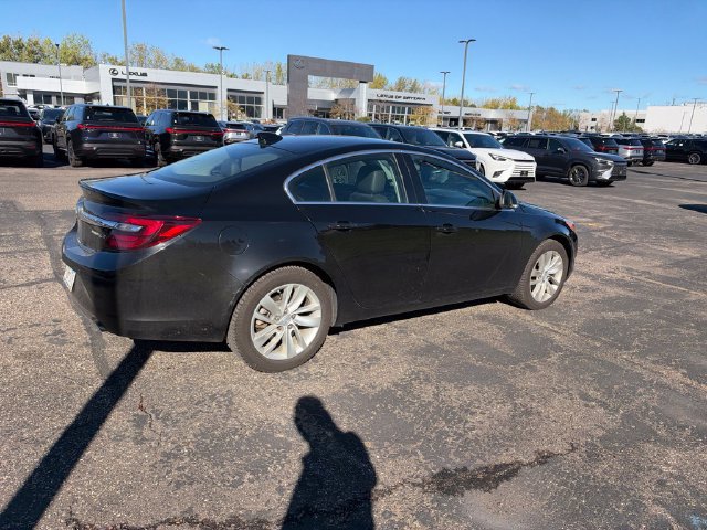 Used 2017 Buick Regal Premium w/ Driver Confidence Package #2 FWD image 20