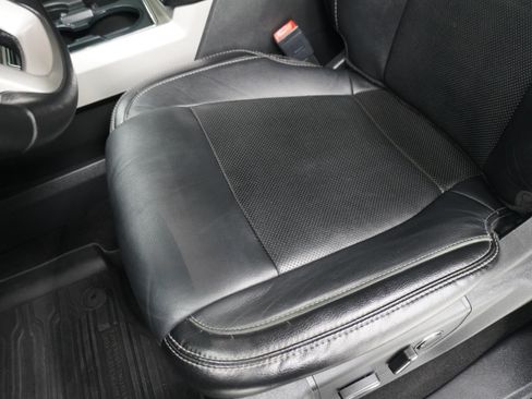 Used 2019 Ford F250 Lariat w/ Lariat Ultimate Package AWD/4WD image 13