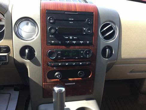 Used 2007 Ford F150 XLT AWD/4WD image 17