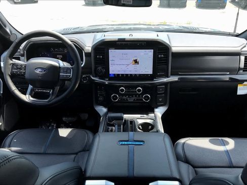 Used 2024 Ford F150 Platinum w/ FX4 Off-Road Package image 5