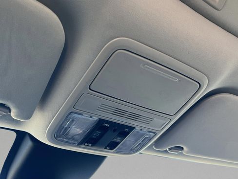 New 2026 Honda Odyssey EX-L image 25