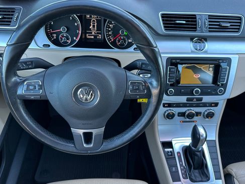 Used 2015 Volkswagen CC Sport image 15