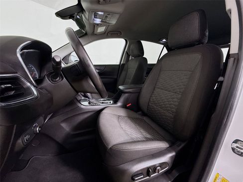Used 2018 Chevrolet Equinox LT FWD image 21
