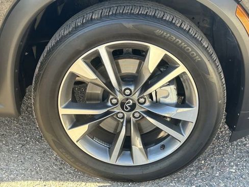 Certified 2025 INFINITI QX60 Luxe w/ Vision Package AWD/4WD image 10