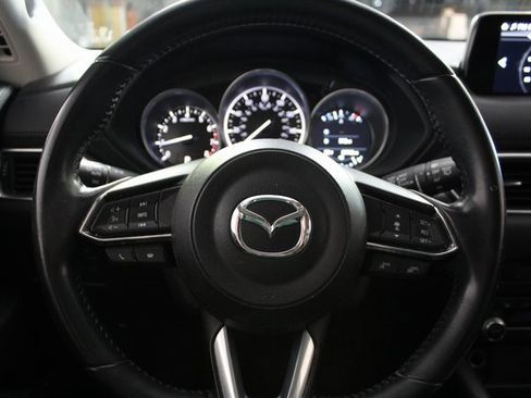 Used 2019 MAZDA CX-5 Touring image 17