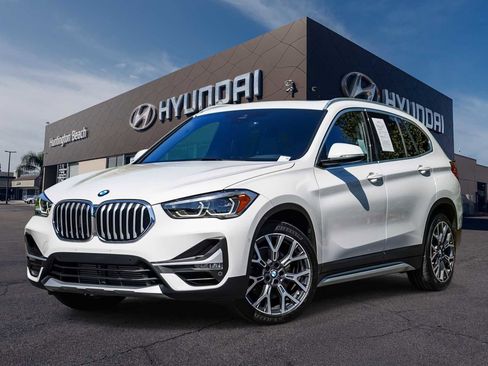 Used 2020 BMW X1 sDrive28i w/ Premium Package FWD image 1