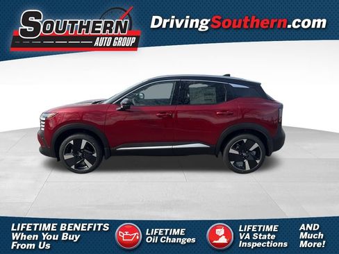 New 2025 Nissan Kicks SR AWD/4WD image 1