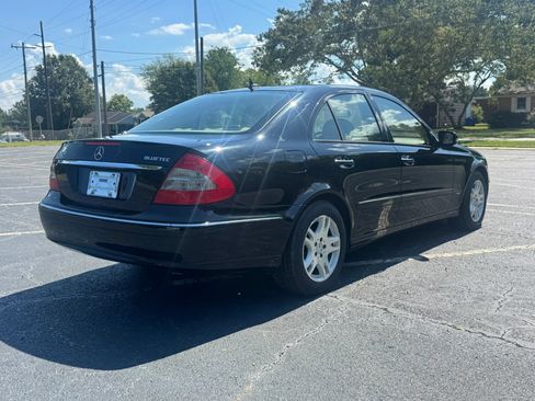 Used 2007 Mercedes-Benz E 320 BlueTEC Sedan image 8