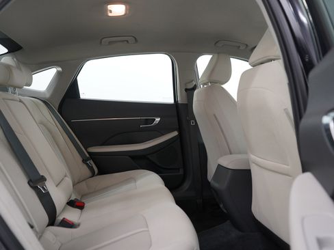 Used 2023 Hyundai Sonata SEL image 12