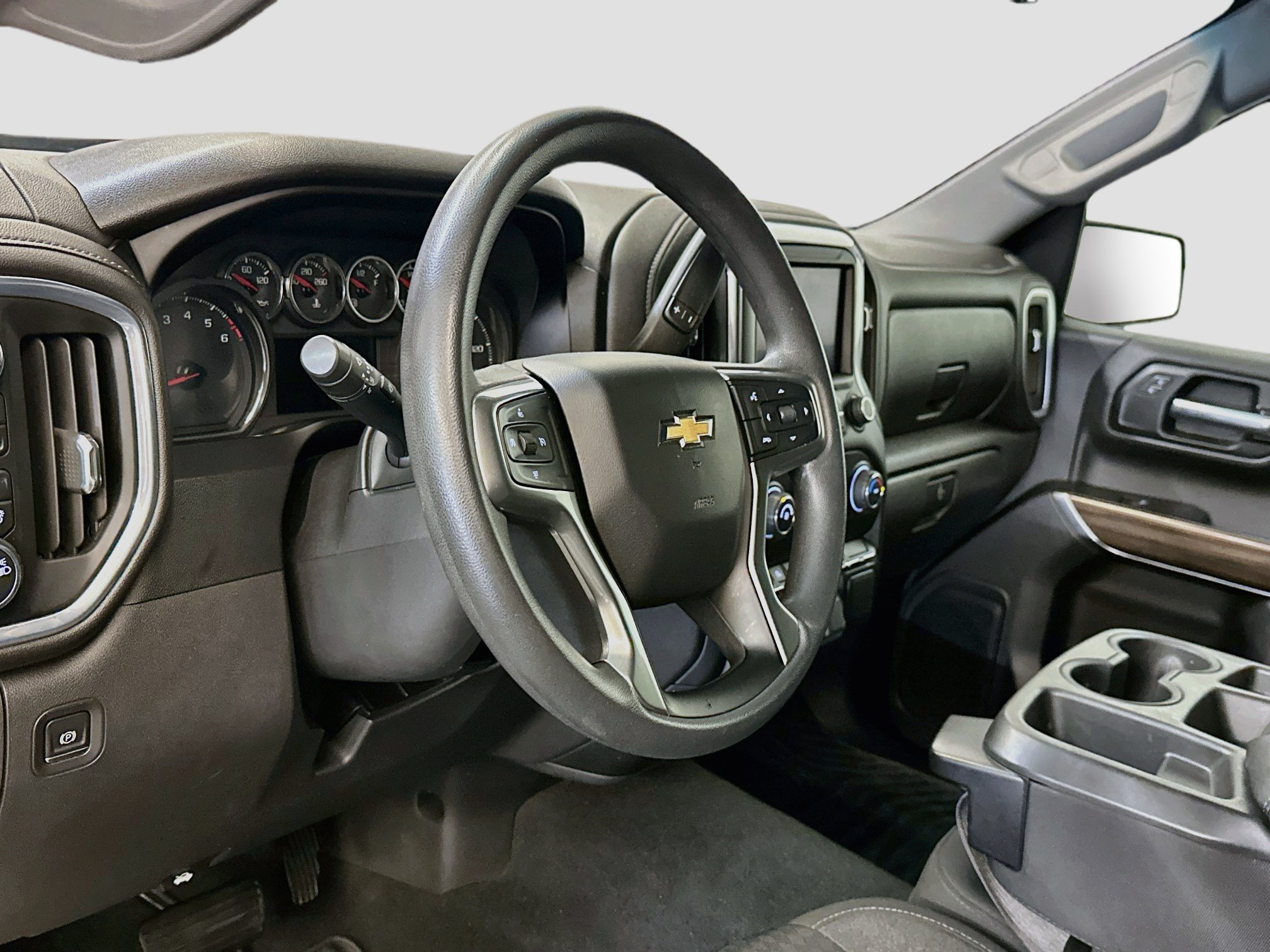 Used 2020 Chevrolet Silverado 1500 LT AWD/4WD image 18