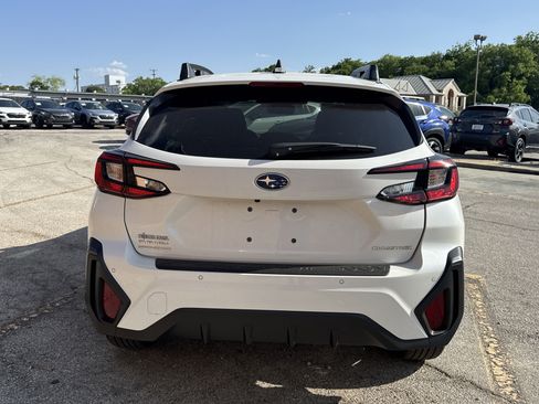 New 2025 Subaru Crosstrek 2.5i Limited w/ Crosstrek Mirror Package AWD/4WD image 4