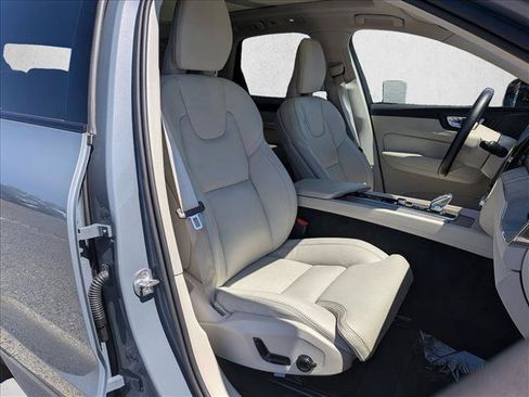 Used 2024 Volvo XC60 T8 Ultimate w/ Climate Package AWD/4WD image 21