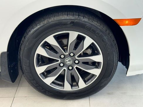 Used 2024 Honda Odyssey EX-L image 37