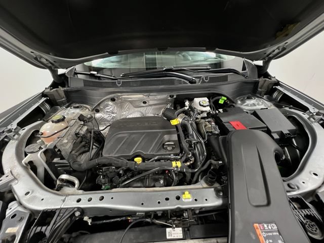 Used 2025 Chevrolet Trax LT FWD image 28