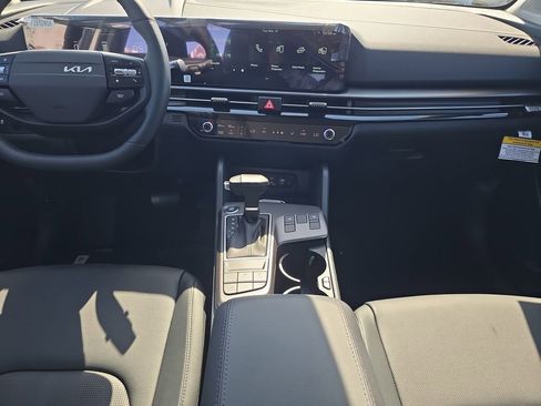 New 2026 Kia Sportage EX image 15