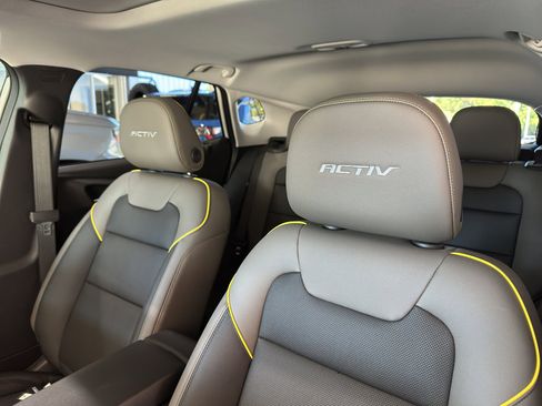 New 2026 Chevrolet Trax ACTIV w/ Sunroof Package image 4