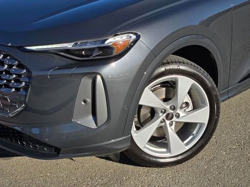 Used 2025 Audi Q5 Premium Plus w/ Premium Plus image 10