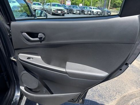 Used 2018 Hyundai Kona SE AWD/4WD image 26