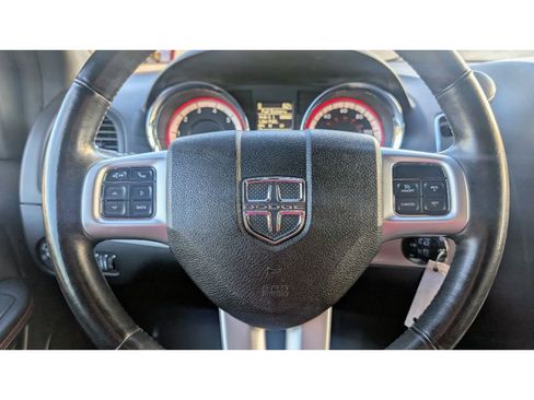 Used 2019 Dodge Grand Caravan GT image 19